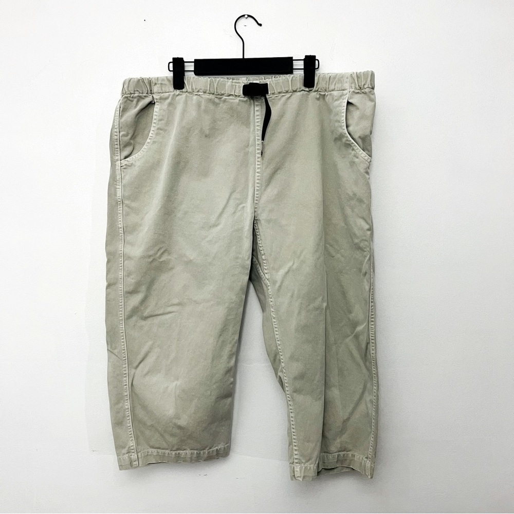 Women's Elastic-Waist Capris in Light Khaki